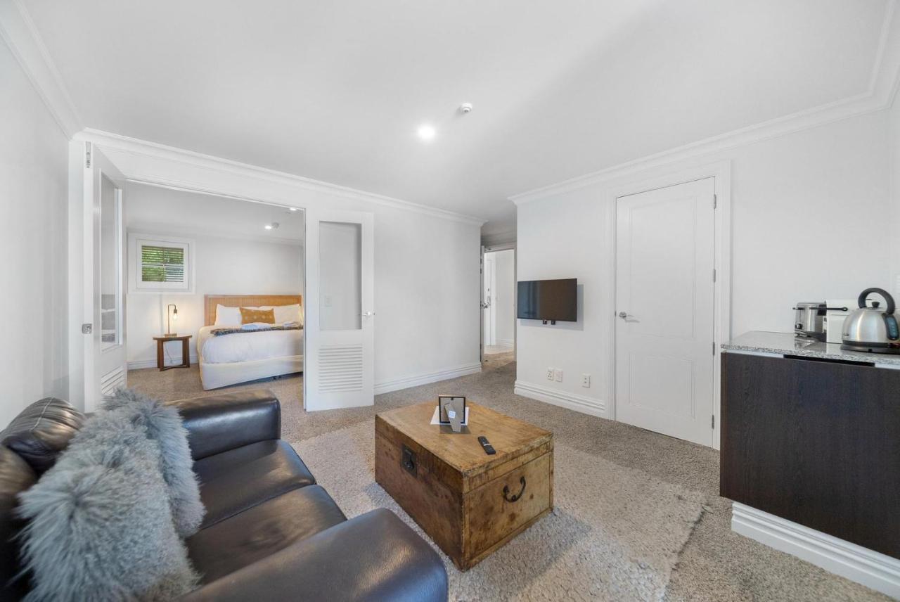 Beacon Lakeside Luxury 908 - 3 Bedroom クイーンズタウン エクステリア 写真